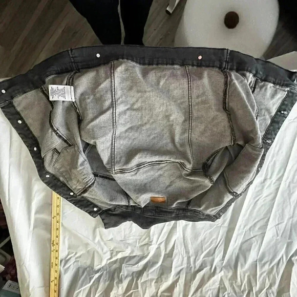 Judy Blue the classic denim jacket black/gray women’s size small - Picture 12 of 15
